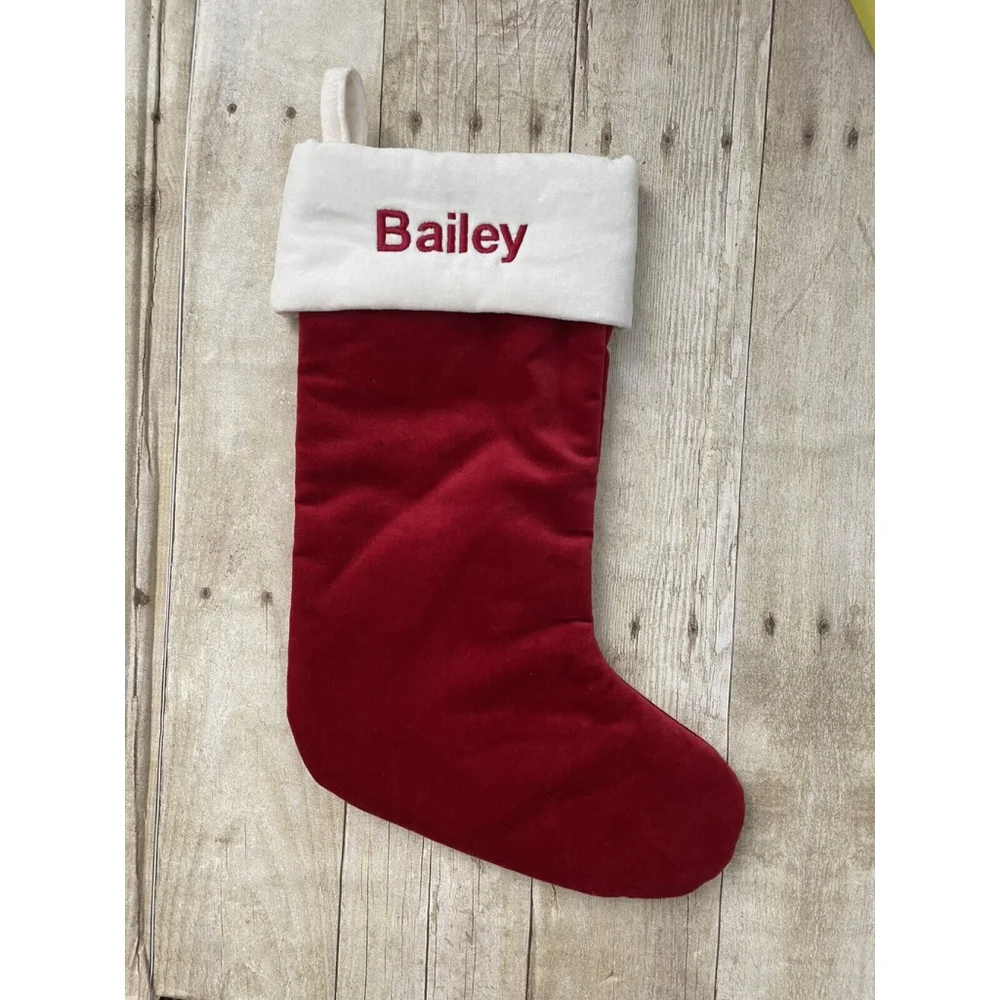 Pottery Barn Small Classic Velvet Stocking Bailey mono Red 2021‎